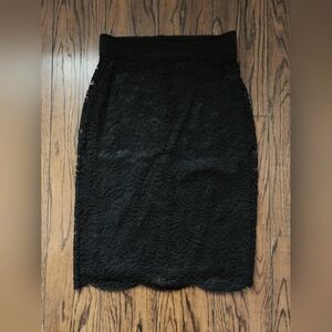 XS Lace Pencil Skirt